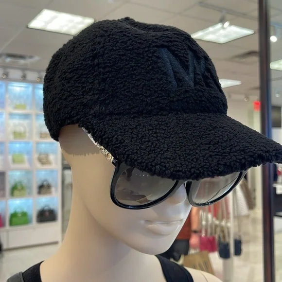 Michael Kors MK Logo Hat Sherpa Adjustable Cap OS 
Black NWT - Picture 3 of 16